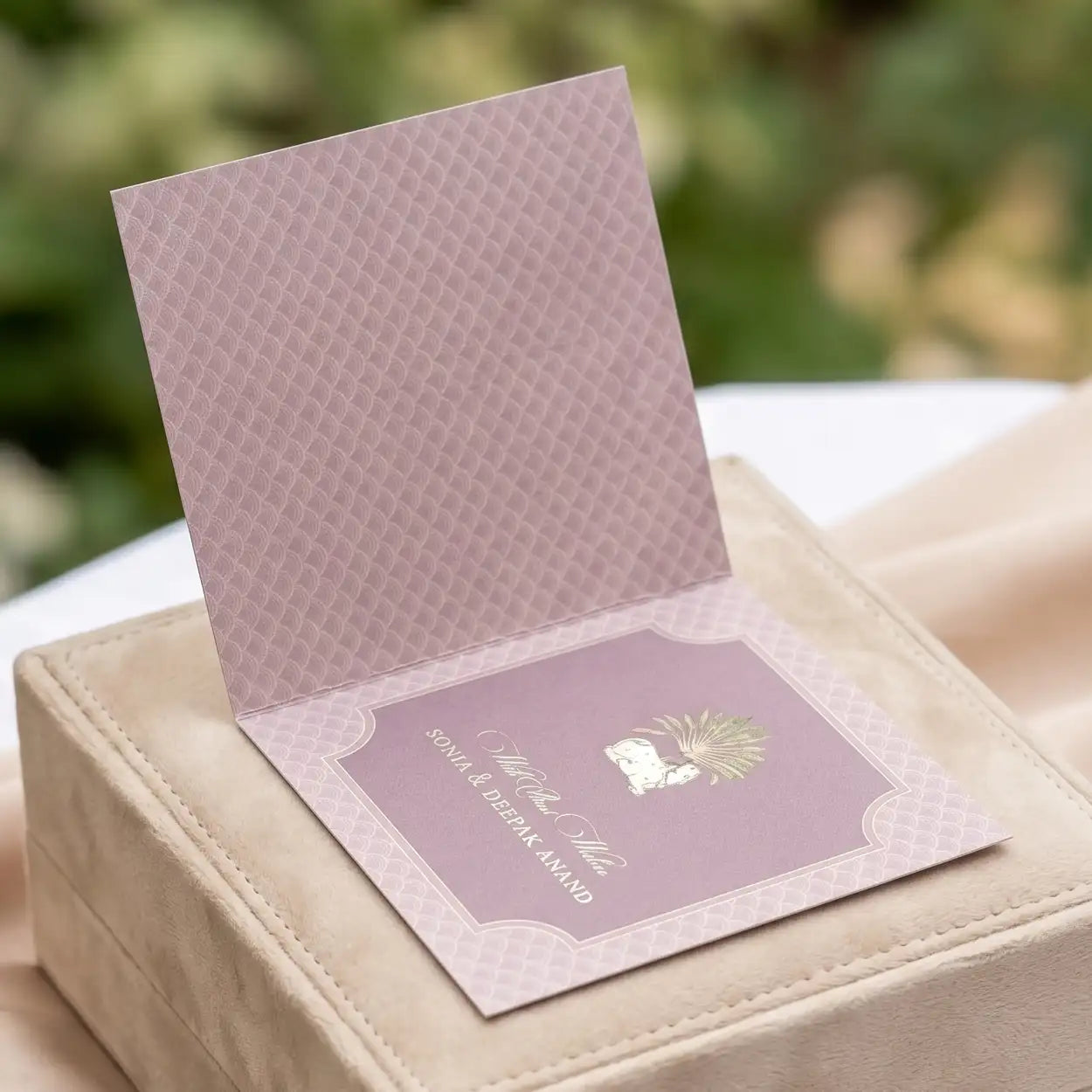 Mauve Mirah Folded Gift Cards